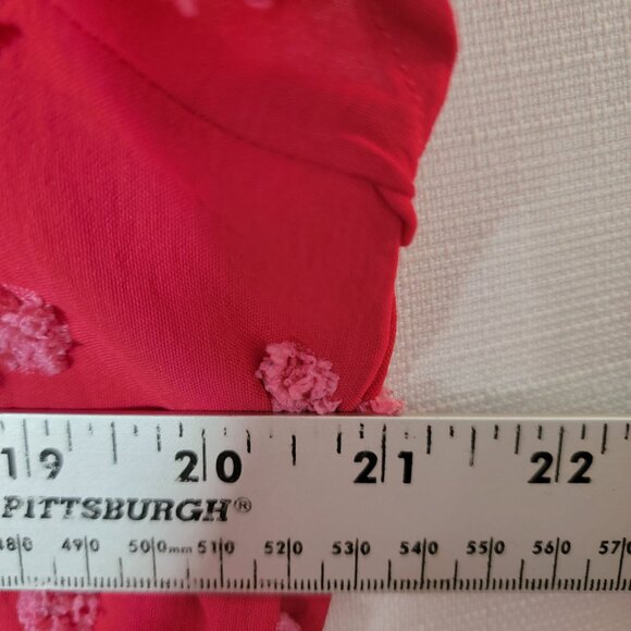 B Brand Womens Top Sz XL Short Flutter Sleeves V-Neck Fuzzy Dots Rose Pink - Picture 6 of 8